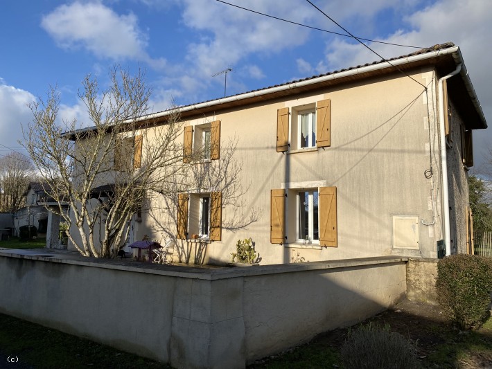 Maison Au Calme Avec Grange