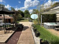 Superbe Maison Du XVe Siècle Avec Beau Jardin Et Garage - Verteuil