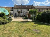 Superbe Maison Du XVe Siècle Avec Beau Jardin Et Garage - Verteuil