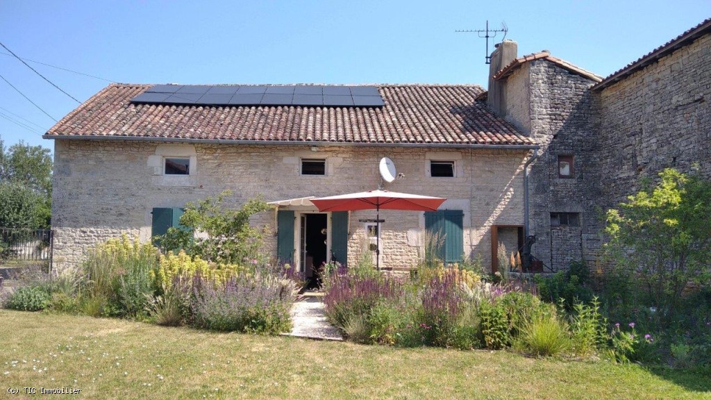 Charming property comprising a main house and two gites