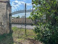 Maison Ancienne 4 Chambres avec de Nombreuses Dépendances