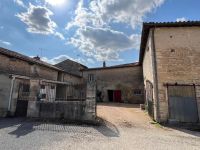 Maison Ancienne 4 Chambres avec de Nombreuses Dépendances