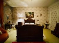 Beautiful 9 Bedroom Town House Perfect for a Gites, Hotel or Chambres d'Hotes Business in Ruffec