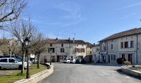 Lovely Little Stone House in the Centre of Champagne Mouton