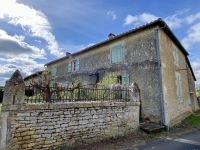 Charmante Maison du Village en Pierre prés de Verteuil sur Charente avec Four à Pain