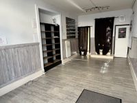 Appartement / Local Commercial avec Courette