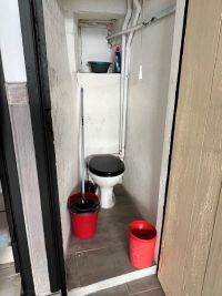 Appartement / Local Commercial avec Courette