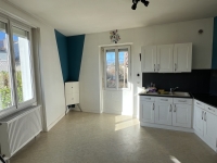 Town House with Enclosed Garden and Garage