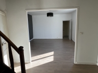 Town House with Enclosed Garden and Garage