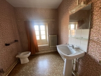 Beautiful Village House close to Nanteuil en vallée