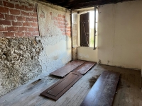 Maison De Campagne A Rénover Sans Extérieur