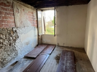 Maison De Campagne A Rénover Sans Extérieur