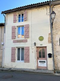 4 Bedroom Character House in Verteuil-Sur-Charente. Garden With Chateau Views