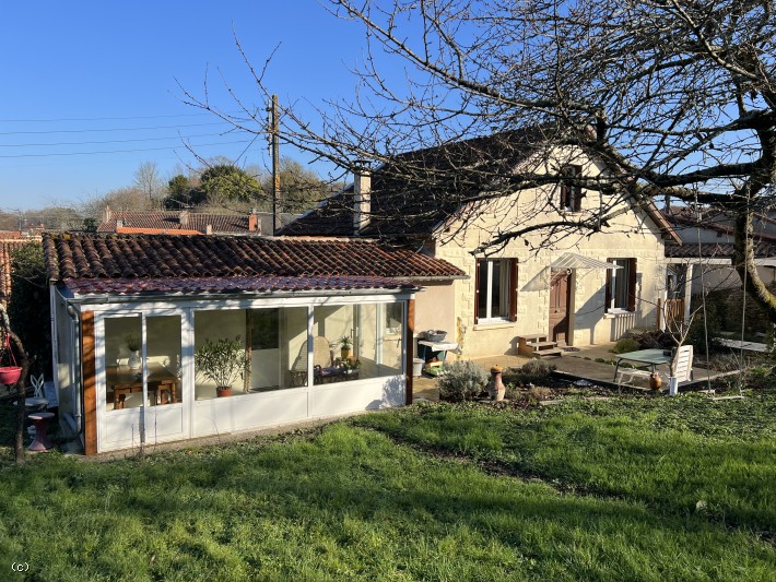 Pretty town house with beautiful garden and lovely views