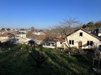 Pretty town house with beautiful garden and lovely views