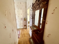 Maison de Caractère avec 3 Chambres, Jardin et Garage à Ruffec