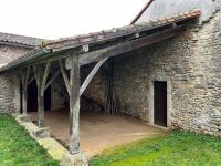 Belle Maison En Pierre Avec Jardin et Un Terrain de Loisirs En Bordure de la Charente