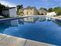 Superbe Propriété Avec Maison Principale Et 5 Gîtes. Belle Piscine