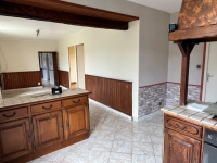 Maison Ancienne Avec Dépendances sur Grand Terrain