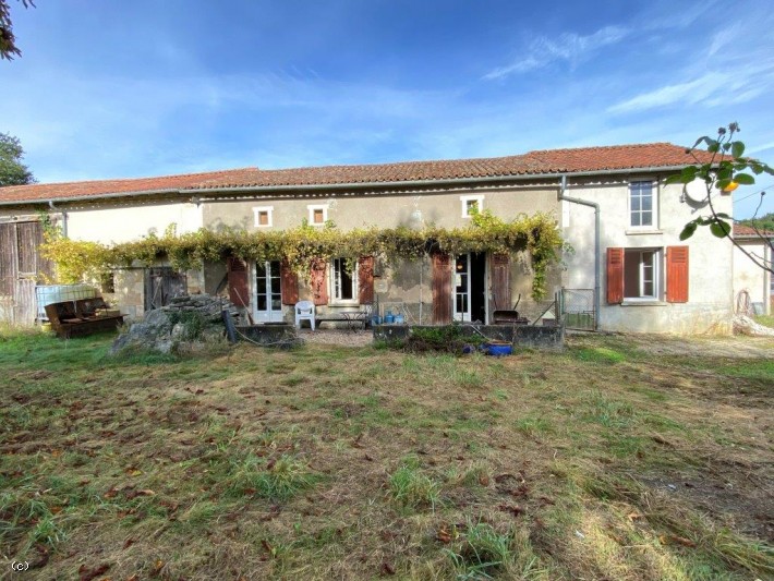 Maison Ancienne De Plain-Pied Avec Grenier Aménageable