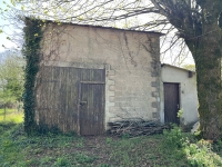 Small Barn Renovate With Garden in a quiet area - Near Champagne-Mouton