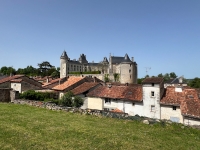 Maison de Village du 15ème à Verteuil-Sur-Charente Avec Belle Vue du Château