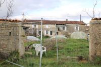 Old Farmstead On 8961m² Near Mansle.