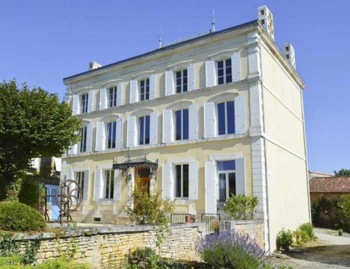 Maison De Maitre for sale France