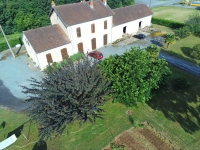 Ancienne Gare Dans Un Des Plus Beaux Villages En Charente