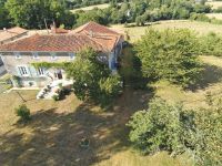 Magnifique Maison de Campagne avec Grand Terrain