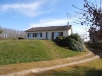 Beautiful Bungalow With A Basement and Views, Near Commerce