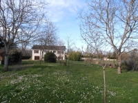 Beautiful Bungalow With A Basement and Views, Near Commerce