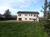 Beautiful Bungalow With A Basement and Views, Near Commerce