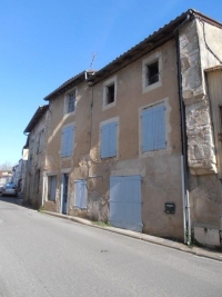 Townhouse In One Of The Most Sought After Villages. Business Potential.