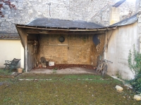Beautifully-presented 2 Bedroomed Town house