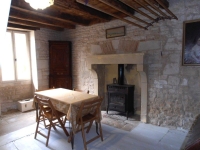Exclusive! Pretty 2 Bedroomed Cottage With Courtyard/Garden and Orchard