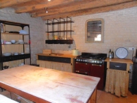 Exclusive! Pretty 2 Bedroomed Cottage With Courtyard/Garden and Orchard