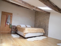 Exclusive! Pretty 2 Bedroomed Cottage With Courtyard/Garden and Orchard