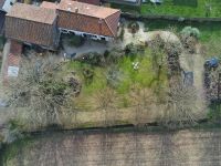 Pretty stone house with large garden