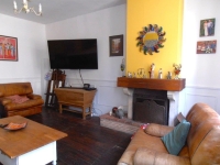 Spacious 5 Bedroomed Townhouse, Close to Commerce