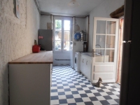 Spacious 5 Bedroomed Townhouse, Close to Commerce