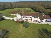 Spacious Detached Property With Gîte On Over 3.5 Acres