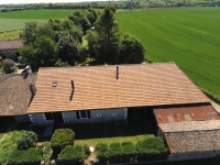 Belle Longère et Gite avec Terrain Près de Ruffec