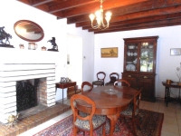 Charming 4 Bedroomed Property With A Beautiful Mature Garden