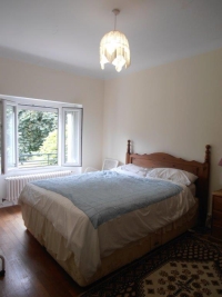 Charming 4 Bedroomed Property With A Beautiful Mature Garden