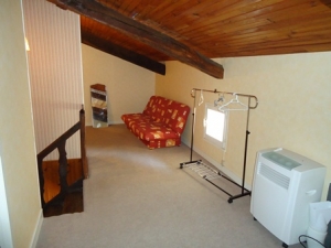Maison avec 2 Chambres et Grange - Dans Un Village Pittoresque