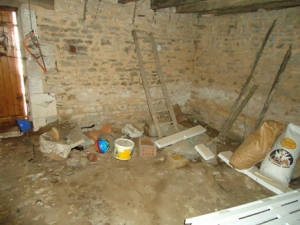 Maison avec 2 Chambres et Grange - Dans Un Village Pittoresque