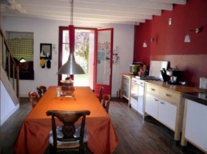 3 Bedroom Fermette With Barn And Gardens Between Ruffec And Villefagnan