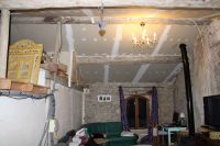 House to renovate, 4 bedrooms, courtyard