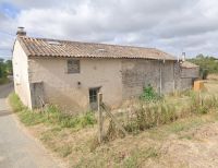 Charmante Maison de Trois Chambres Renovée avec des Materiaux Traditionnels